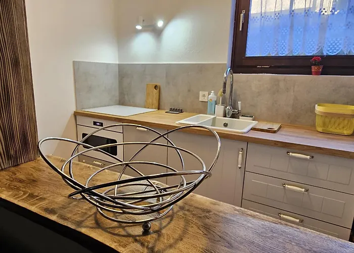 Ad Alta Apartament *